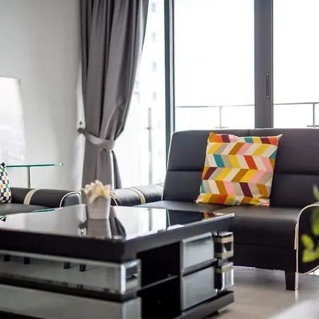 Chic 3Br In Danga Bay With Water Views & Parking Apartment Johor Bahru Exterior photo